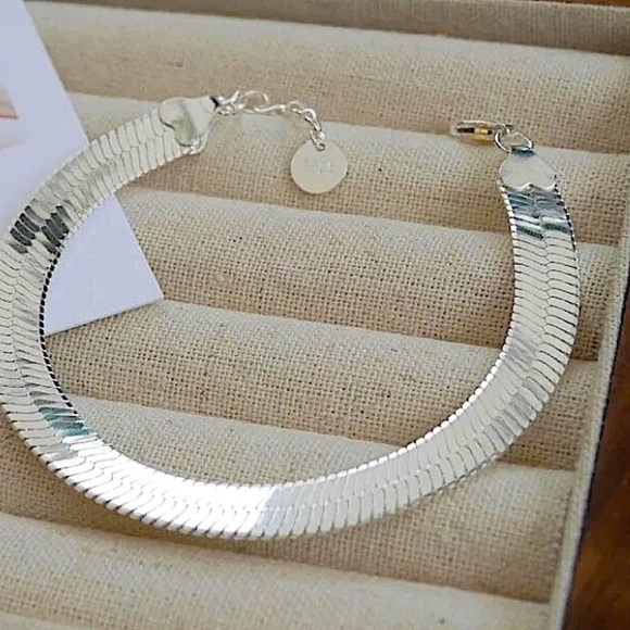 Sterling Silver Herringbone Bracelet - Picture 6 of 6